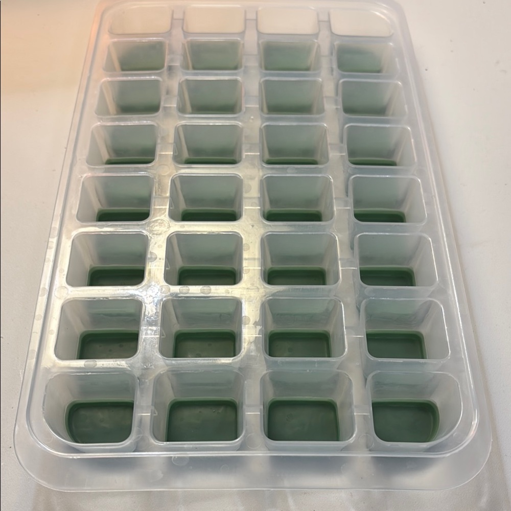 Green Silicone Ice Cube Tray